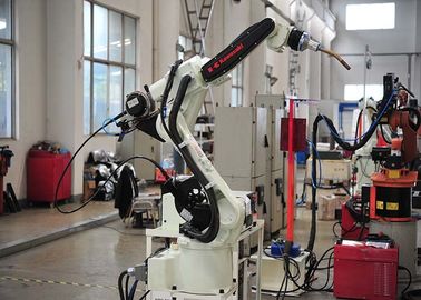Roboter-Schweißsysteme für Elektrofahrräder / Motorradrahmen RWS-Serie Robotik-Schweißstation mit 6-Achsen-Kawasaki-Roboterarm