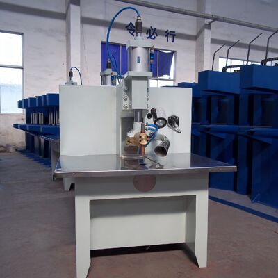 Schweißmaschine der DNT-Serie mit Tisch-Widerstand 50~200 KVA
