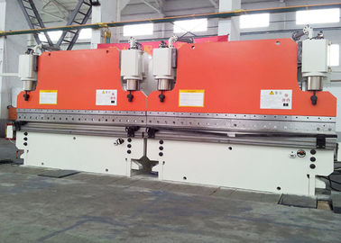 320 T CNC synchronisieren Tandempresse-Bremsverbiegende Maschinen-Anfang von der Trapez-Platte